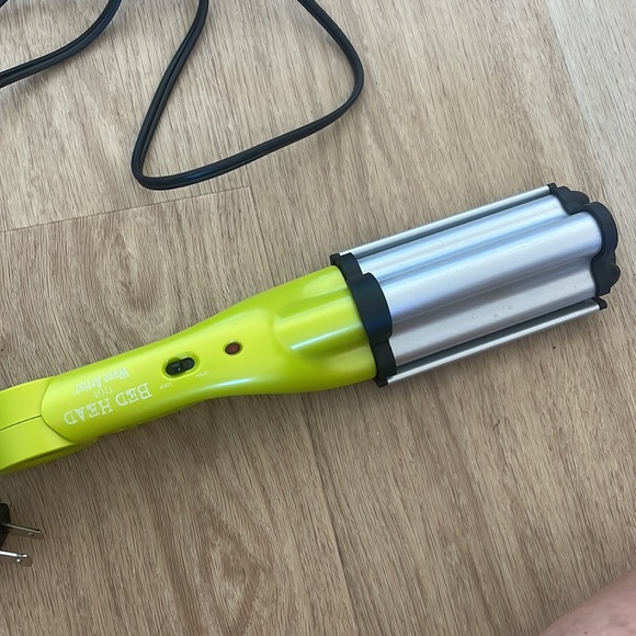 Bed Head Wave Artist Deep Waver for Beachy Waves - Picture 3 of 3